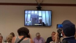 Мосгорсуд оставил без изменений приговор правозащитнику Олегу Орлову по делу о "дискредитации" армии РФ Мосгорсуд оставил без изменений приговор правозащитнику Олегу Орлову по делу о "дискредитации" армии РФ