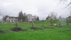 Северск – прифронтовой город: как люди там уже год живут без света, воды и отопления Северск – прифронтовой город: как люди там уже год живут без света, воды и отопления