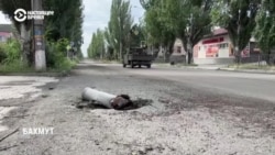 "Когда не стреляют – еще страшнее". Российская армия наступает на Бахмут и Северск, вот что говорят жители городов "Когда не стреляют – еще страшнее". Российская армия наступает на Бахмут и Северск, вот что говорят жители городов