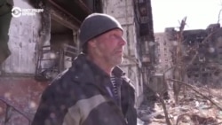 В разрушенном Мариуполе пытаются выжить 170 тысяч человек В разрушенном Мариуполе пытаются выжить 170 тысяч человек