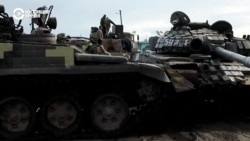 Сколько и какие российские танки будут противостоять немецким "Леопардам" и американским "Абрамсам" в Украине?
 Сколько и какие российские танки будут противостоять немецким "Леопардам" и американским "Абрамсам" в Украине?