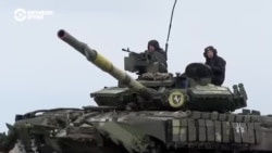 Таможенный брокер, переводчик и военком сменили профессии и уехали воевать с россиянами на Донбасс. Спецрепортаж Таможенный брокер, переводчик и военком сменили профессии и уехали воевать с россиянами на Донбасс. Спецрепортаж