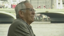 "Мне подарили жизнь, я тоже хочу ее подарить": еврей, сбежавший от Гитлера, убеждает британцев принять сирийских беженцев "Мне подарили жизнь, я тоже хочу ее подарить": еврей, сбежавший от Гитлера, убеждает британцев принять сирийских беженцев