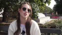 "Мне все равно” и "Я только за". Что думают прохожие на улицах Москвы про закон о запрете "пропаганды чайлдфри", который внесли в Госдуму "Мне все равно” и "Я только за". Что думают прохожие на улицах Москвы про закон о запрете "пропаганды чайлдфри", который внесли в Госдуму