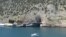Канал, через который подводные лодки выходили в море, находится неподалеку от входа в Балаклавскую бухту