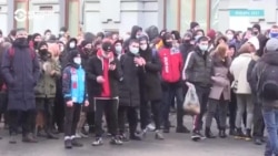 В России продолжается преследование сторонников Навального В России продолжается преследование сторонников Навального