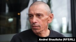 Игорь Карней после освобождения из тюрьмы в Беларуси в 2025 году