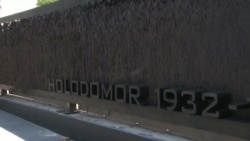 В Вашингтоне открыт мемориал жертвам Голодомора в Украине В Вашингтоне открыт мемориал жертвам Голодомора в Украине