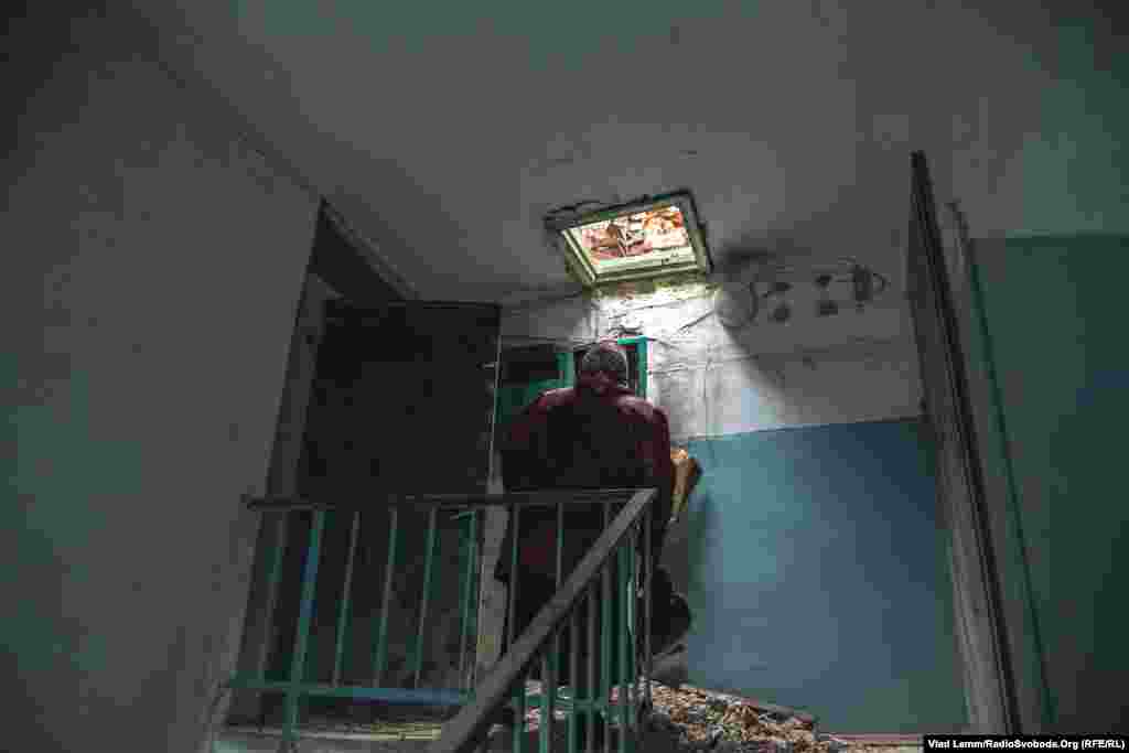 Валентина Ивановна в своей квартире, которая находится на пятом этаже 