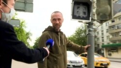 "Все будет как на зоне". Что думают москвичи о "прогулках по расписанию" "Все будет как на зоне". Что думают москвичи о "прогулках по расписанию"