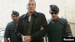 Геннадий Петров во время задержания на Мальорке в 2008 году