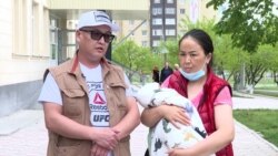 "Я продал бы все, но спас бы глаз ребенка" "Я продал бы все, но спас бы глаз ребенка"