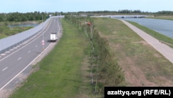 Спецтрасса и мост, которые напрямую соединяют Акорду и резиденцию президента Казахстана в Астане, фото от июня 2025 года