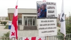 Саакашвили заявил, что "не умрет назло врагам", и призвал к новым протестам  Саакашвили заявил, что "не умрет назло врагам", и призвал к новым протестам