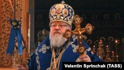 Митрополит Донецкий и Мариупольский Илларион проводит службу в Донецке