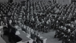 Американский оригинал и российская копия: чем отличаются законы об "иностранных агентах" Американский оригинал и российская копия: чем отличаются законы об "иностранных агентах"