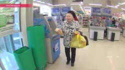 "Полка добра": как в России спасают от голода тех, у кого нет денег даже на еду "Полка добра": как в России спасают от голода тех, у кого нет денег даже на еду