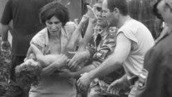 Беслан в фотографиях Джеймса Хилла Беслан в фотографиях Джеймса Хилла