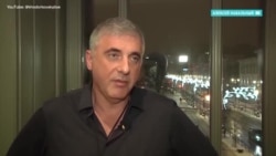 Фонд борьбы с коррупцией заявил, что бизнесмен Леонид Невзлин может стоять за нападениями на соратников Навального. Он это отрицает Фонд борьбы с коррупцией заявил, что бизнесмен Леонид Невзлин может стоять за нападениями на соратников Навального. Он это отрицает