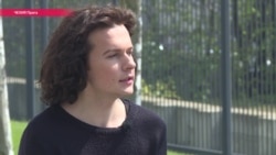 "У нас действует закон "Не светись". Гей из Екатеринбурга об оскорблениях за желтый пуховик и бегстве в Чехию "У нас действует закон "Не светись". Гей из Екатеринбурга об оскорблениях за желтый пуховик и бегстве в Чехию