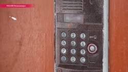 До ареста руководителя карельского "Мемориала" за семейное фото с голыми детьми были "провокационные звонки" До ареста руководителя карельского "Мемориала" за семейное фото с голыми детьми были "провокационные звонки"