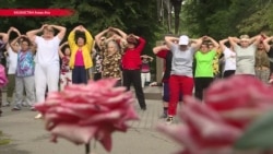 "Не будь дурой, занимайся физкультурой". Как массовый спорт объединил пенсионеров Алма-Аты