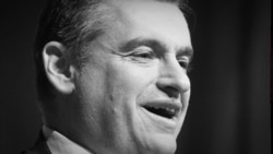 Как развивался скандал с домогательствами депутата Слуцкого и как на него реагировал Володин Как развивался скандал с домогательствами депутата Слуцкого и как на него реагировал Володин