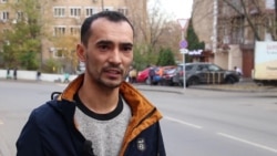 Избиение мигранта в Москве попало на запись Избиение мигранта в Москве попало на запись