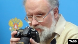 Глава ЦИК Владимир Чуров в феврале 2012 года