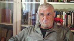 Иртеньев: почему в России нет анекдотов про Путина Иртеньев: почему в России нет анекдотов про Путина