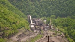 В Грузии бастуют шахтеры марганцевых рудников В Грузии бастуют шахтеры марганцевых рудников