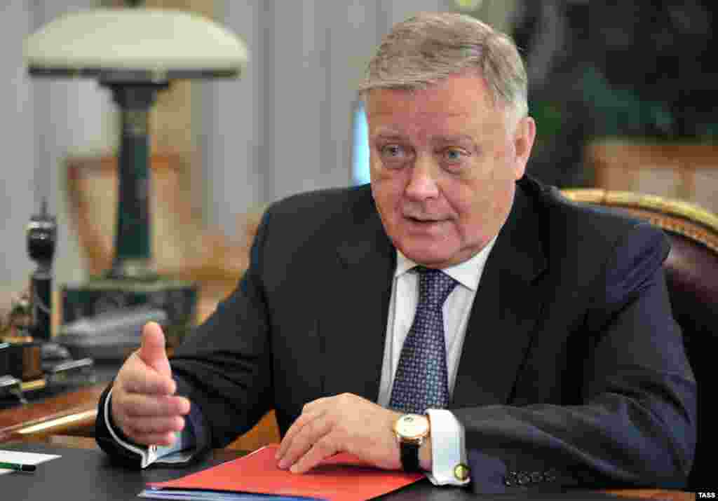 Глава РЖД Владимир Якунин может позволить себе часы за $30 тыс. и это его личное дело! Источник: газета Ведомости