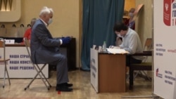 Как за поправки к Конституции голосуют выходцы из Центральной Азии Как за поправки к Конституции голосуют выходцы из Центральной Азии